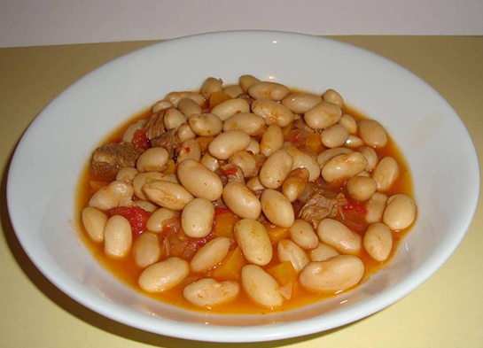 Barbunya Tarifi Etli Tarifi ve Malzemeleri